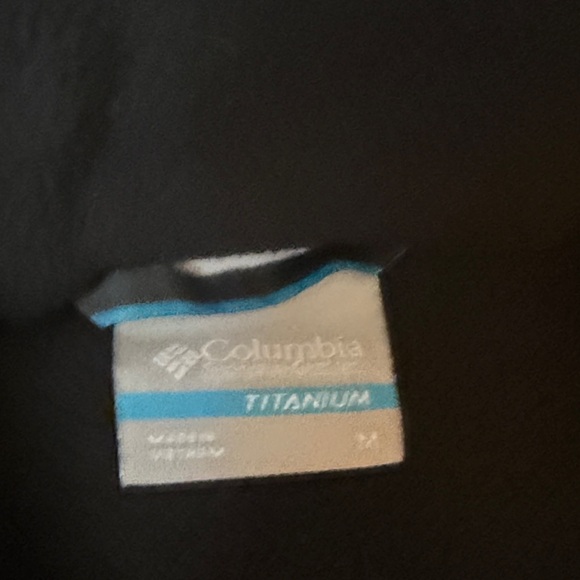 Columbia Black Full-Zip Fleece Titanium Jacket - Picture 2 of 7